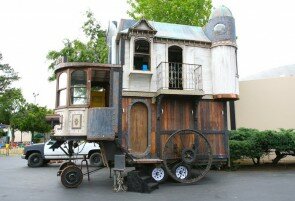 старинный дом на колесах